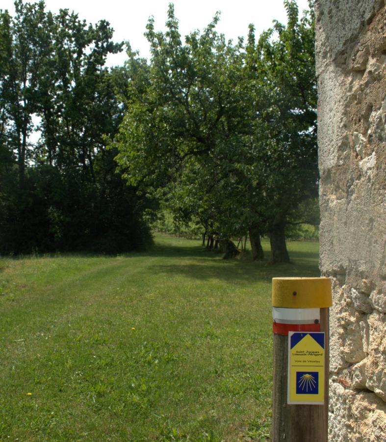 Perigourdine Avec Spa Et Vue Pomport Buitenkant foto
